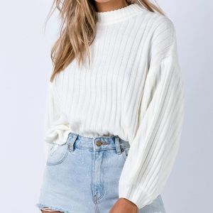 NWOT innerbloom sweater